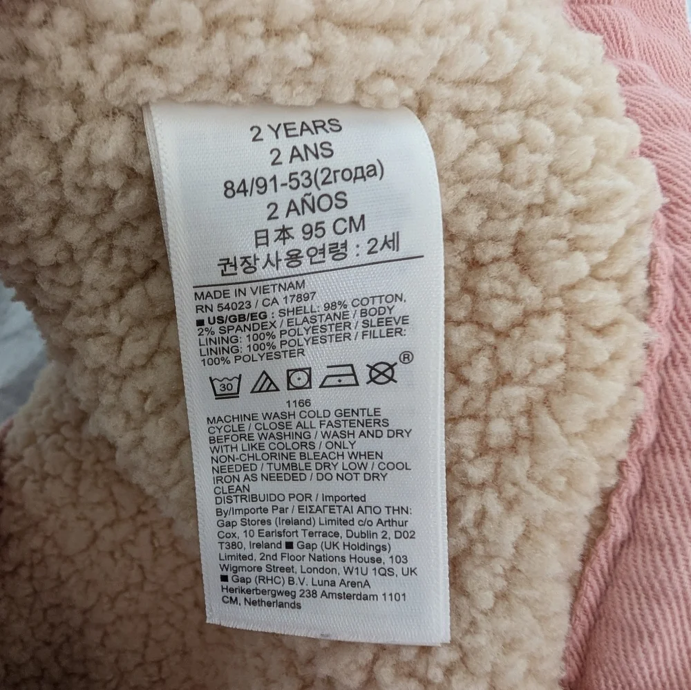Baby Gap pink Sherpa lined corduroy jacket  size 2T